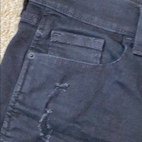 Size 10 distressed black shorts Old Navy - Picture 4 of 4
